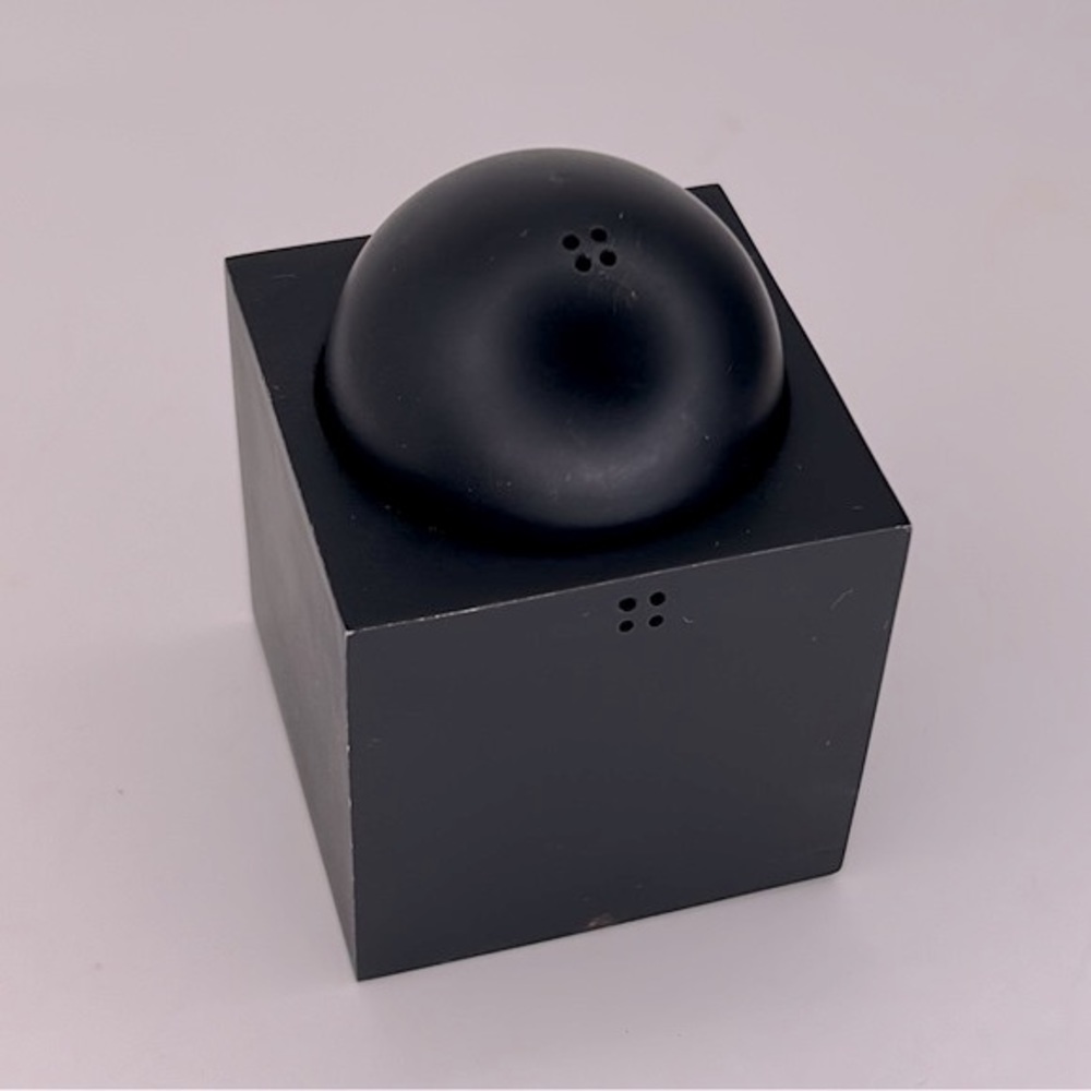 Shiro Kuramata 🖤 Rare Vintage Art 1980 Matte Black Salt & Pepper Shaker Set